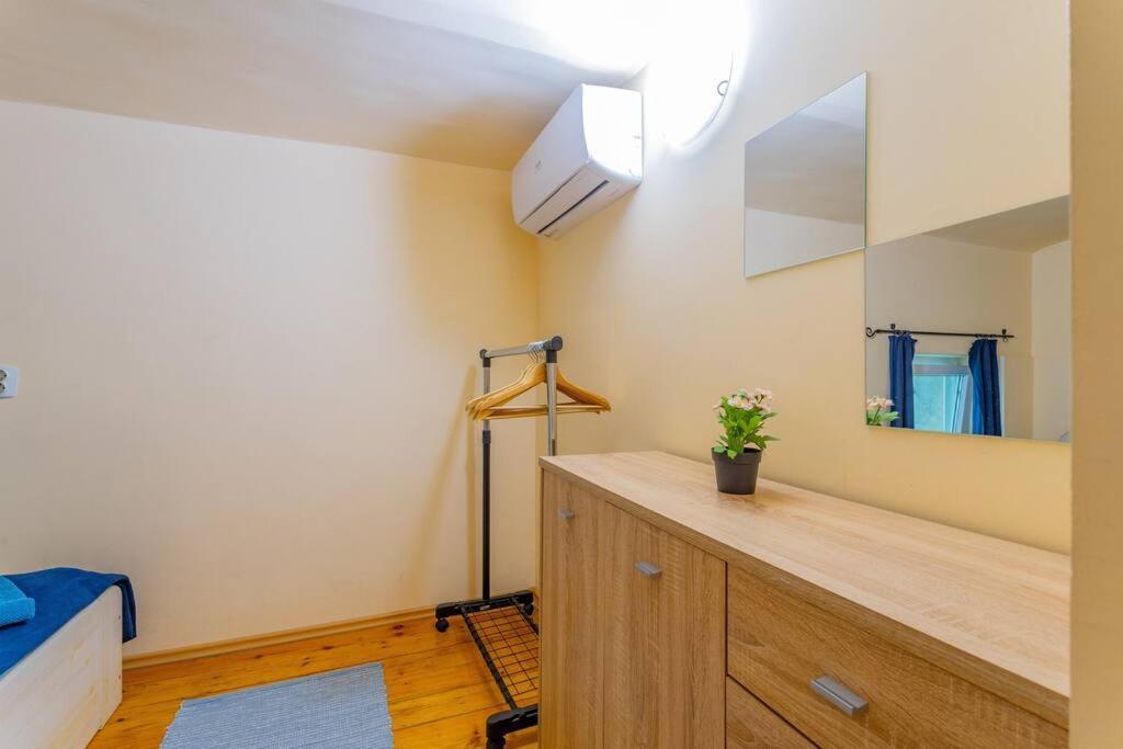 Captain's In Soho Apartamento Budapest